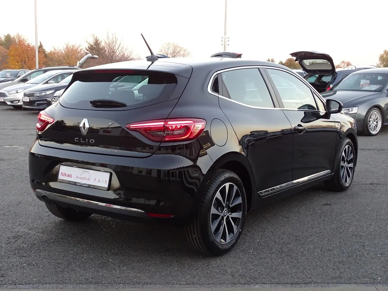 Renault Clio TCe 90 Navi LED Tempomat  Image 4